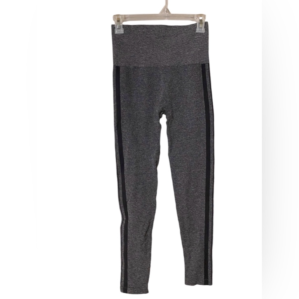 Spanx Assets Red Hot Label Leggings Women's XL Gray Activewear Black Side Stripe
